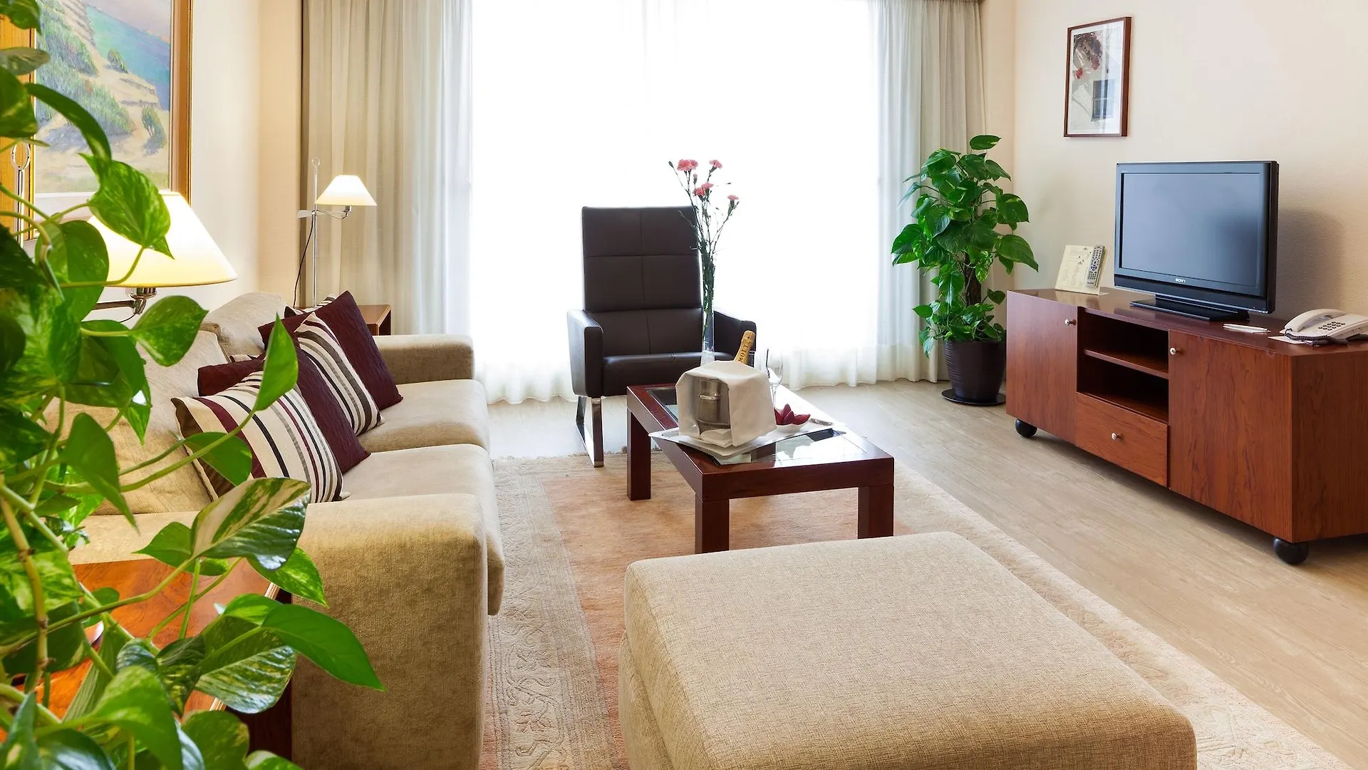 Hotel Royal Plaza Ibiza 4*,