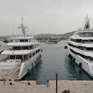 Wink Marina Vista Ibiza città